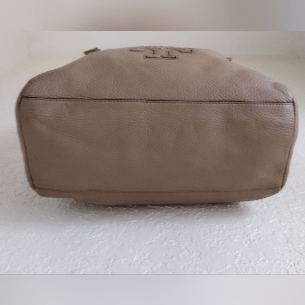 Tory Burch Pebbled Leather Harper Tote Shoulder bag - Picture 6 of 10